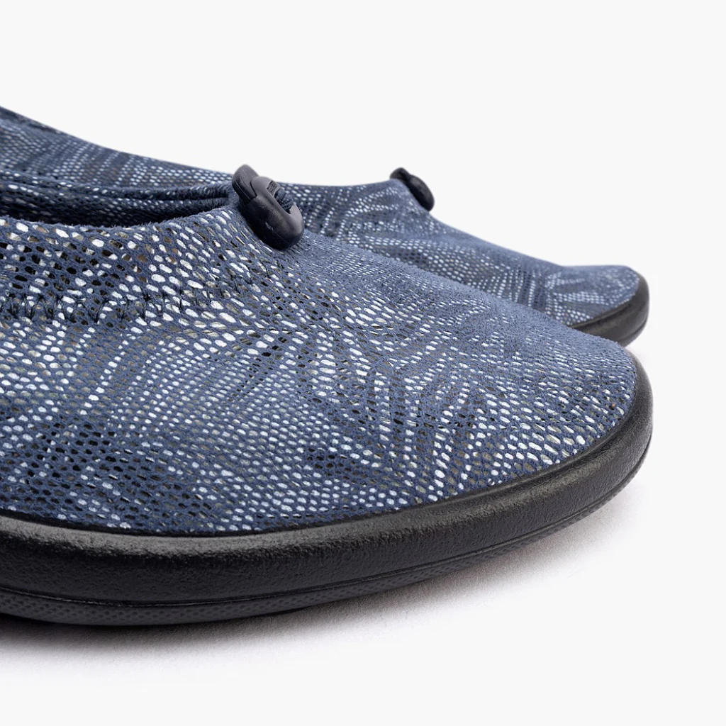 Cabrera Palm Ballet - Navy - Image 4