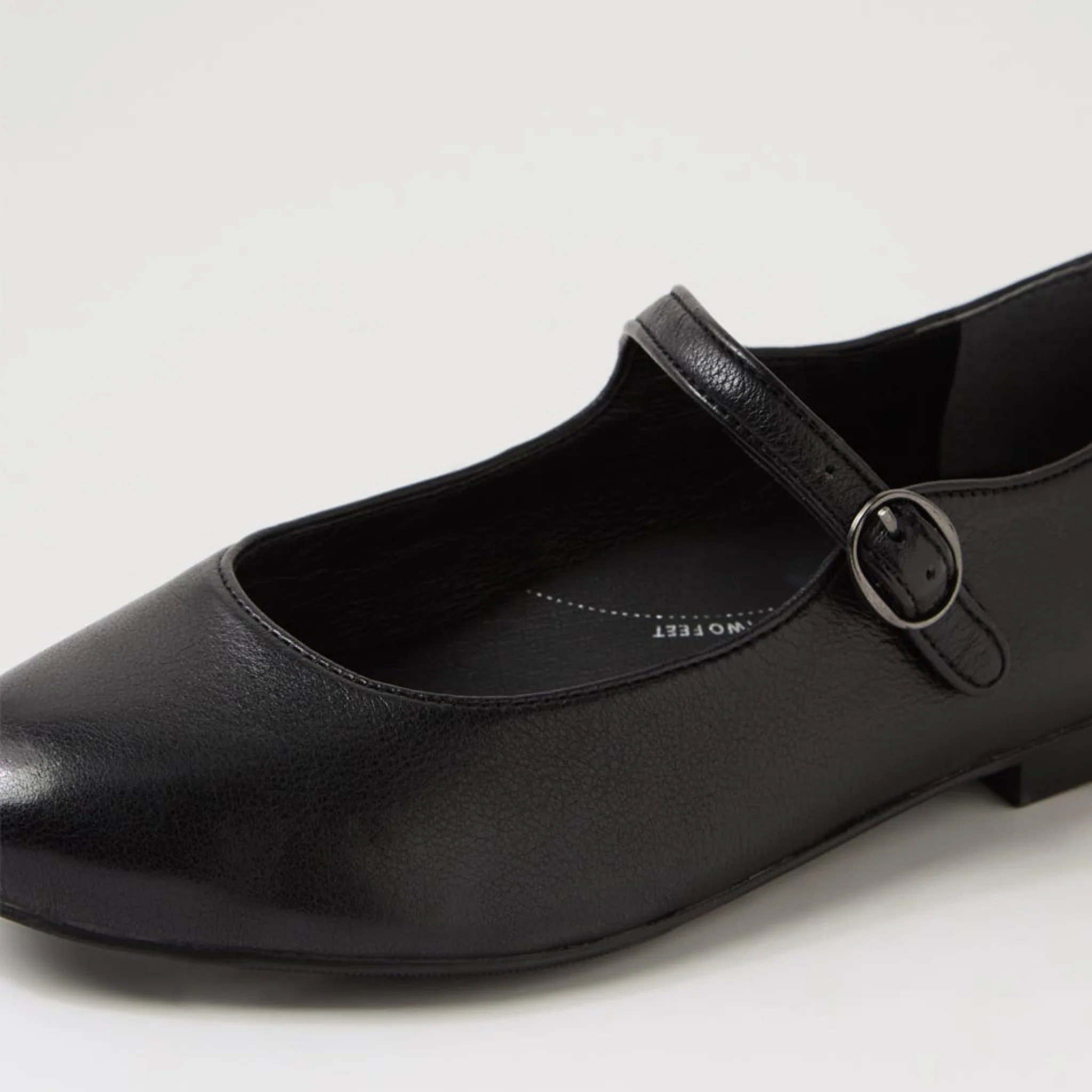 Chimi - Black - Image 3