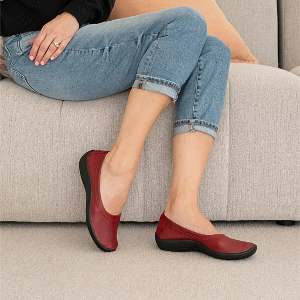 Gauja Ballet - Red - Image 6