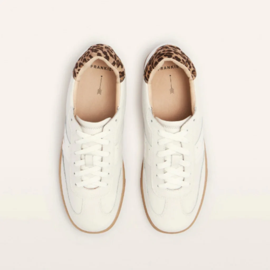Levi - White/Leopard - Image 3