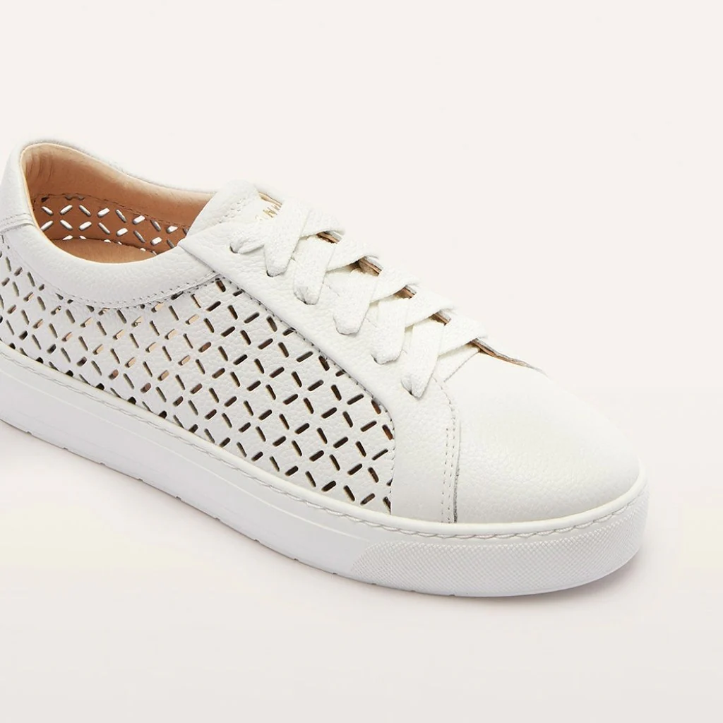 Mim V - White Lattice - Image 3
