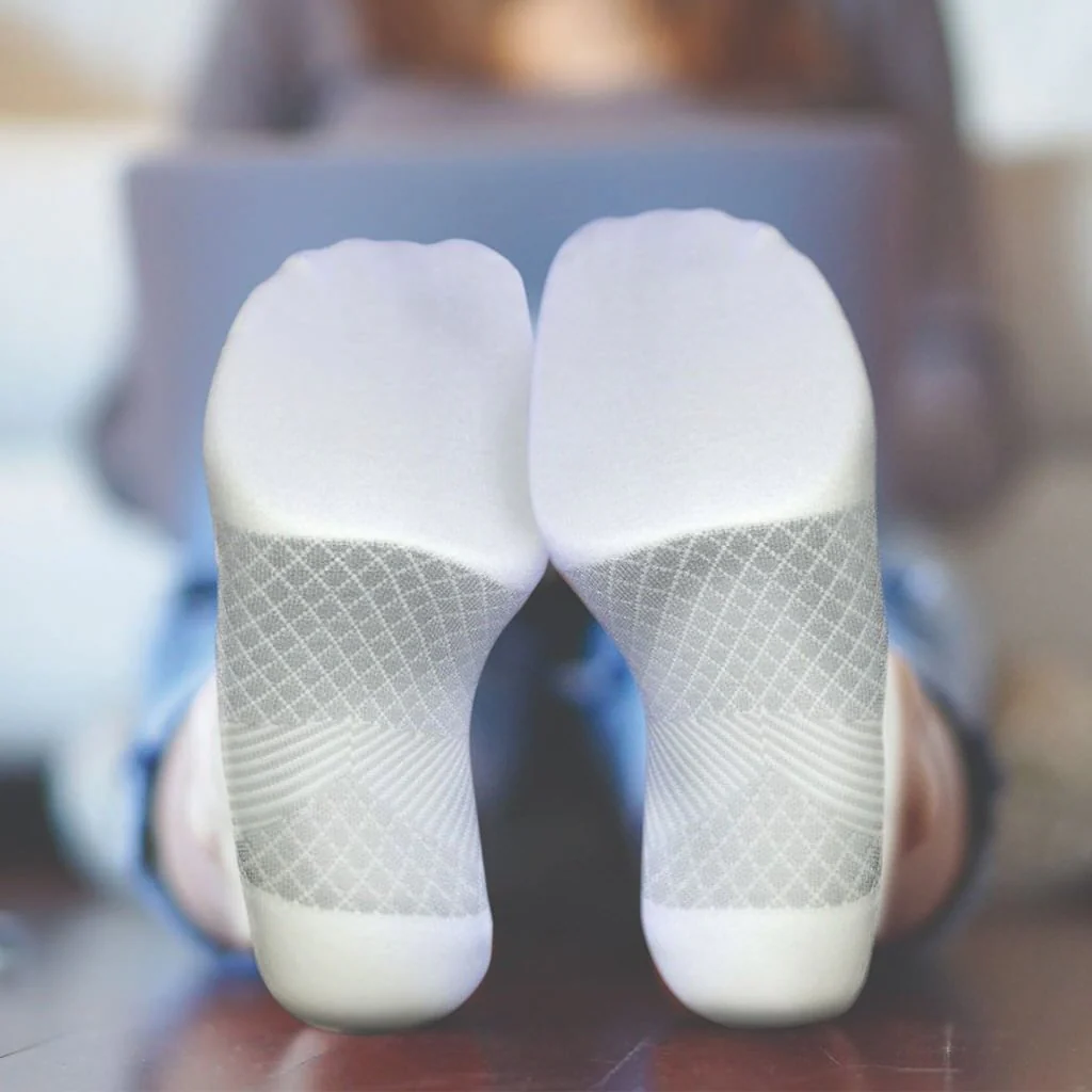 Plantar Fasciitis No Show Socks - White - Image 4